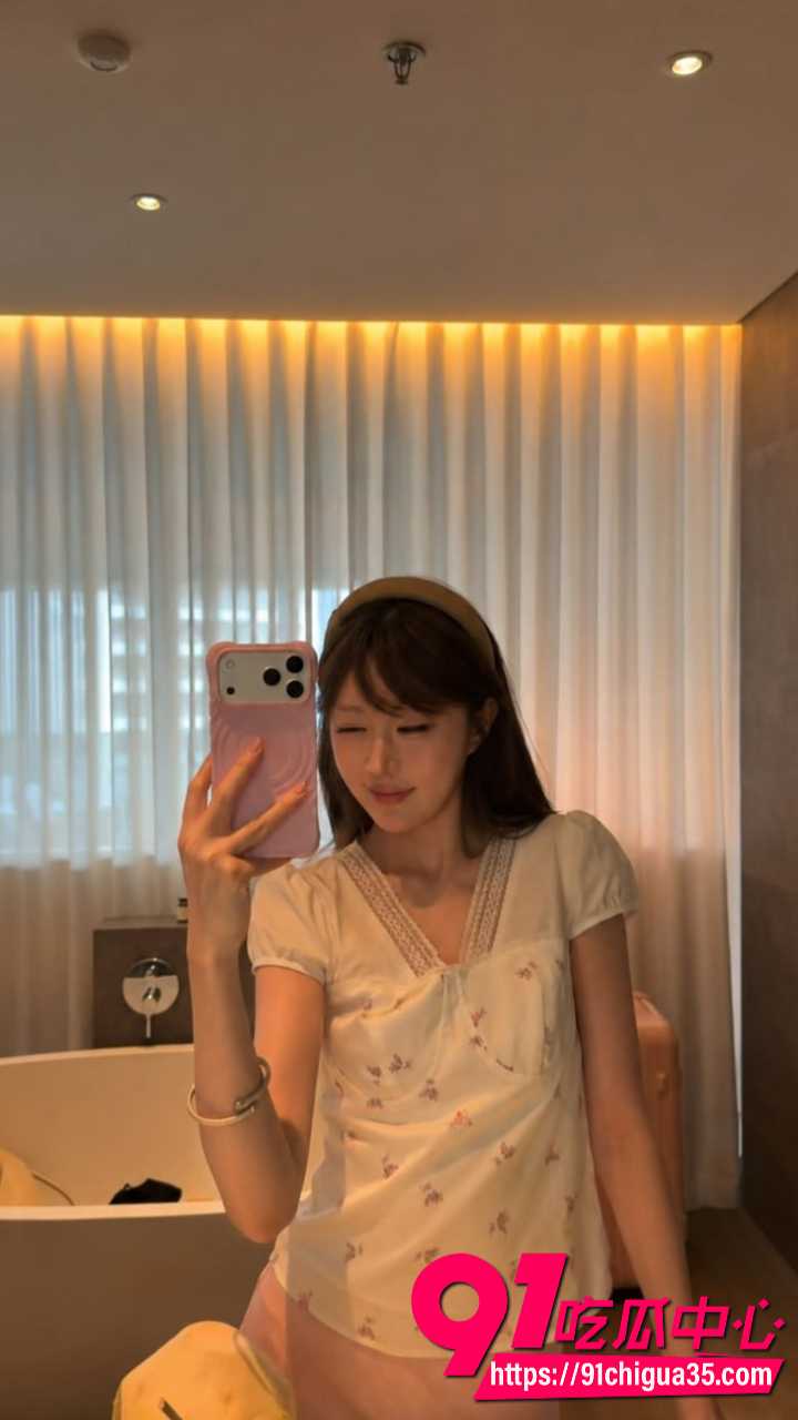 青岛女教师薛千千出轨学生3
