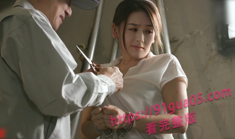 AI换脸之赵丽颖 与导演曝光恋情被劫持 遭受性虐蹂躏～ 配图
