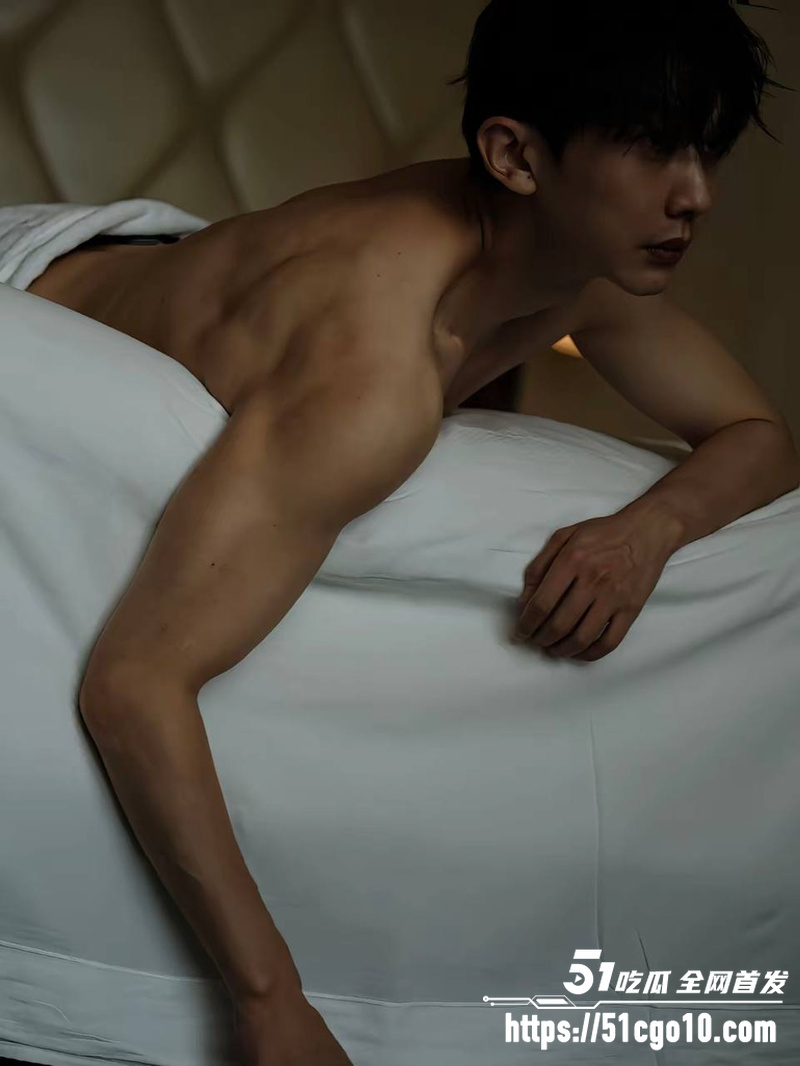 古力娜扎经纪人 李登科 自曝潜规则  20