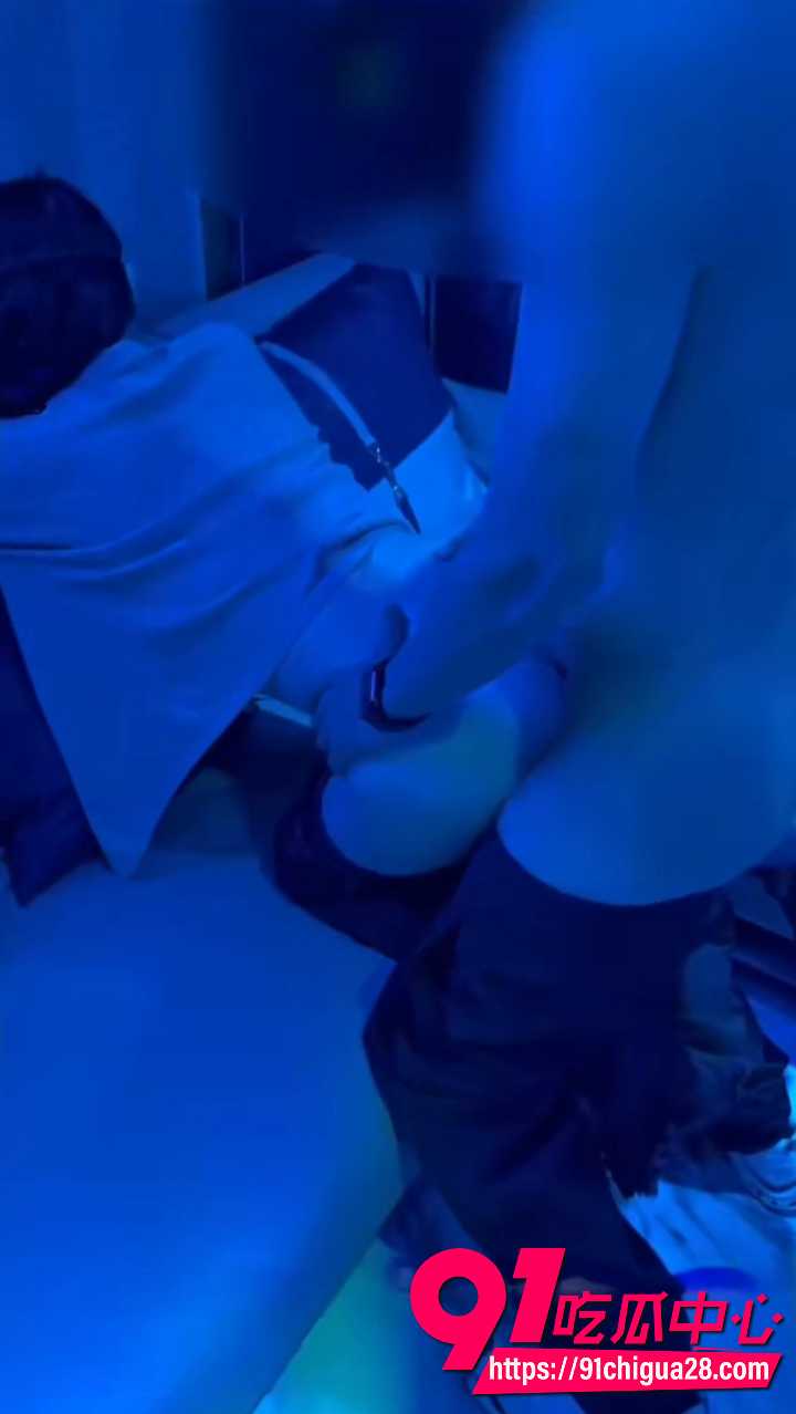 顶级反差良家杀手我的枪好长4
