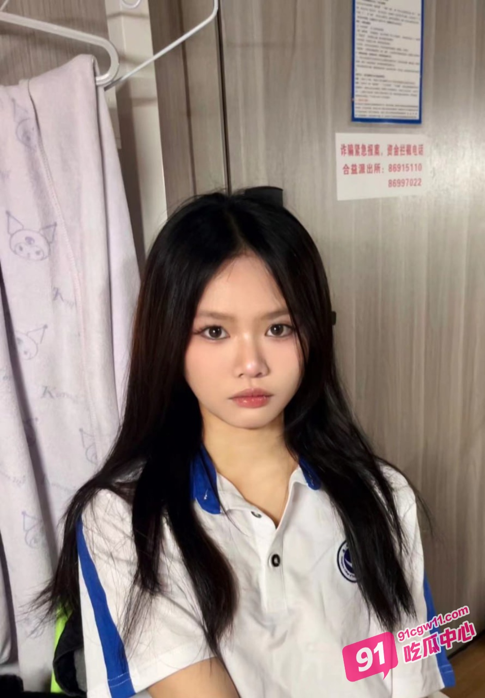 杭州师范大学袁昕洁 被网调成淫骚母狗 居家自慰白浆四溢！ 配图