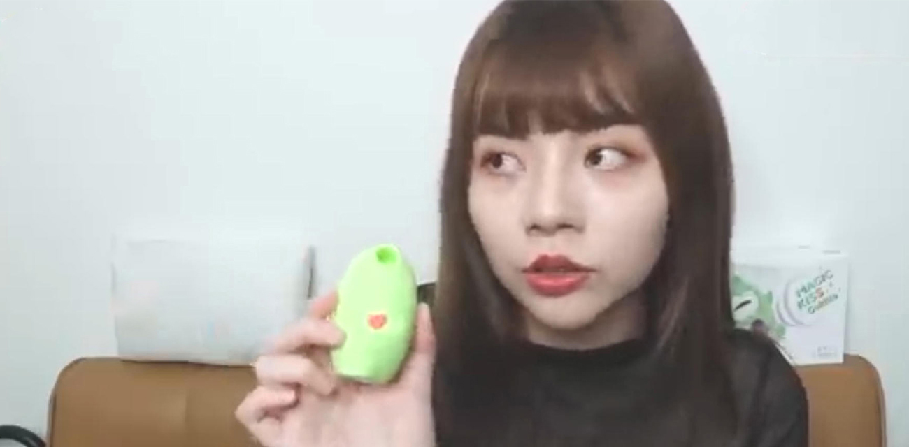 油管女博主 哈子白 性爱小课堂开课了 在线讲解女生前戏最喜欢被摸哪些地方TOP5完整版