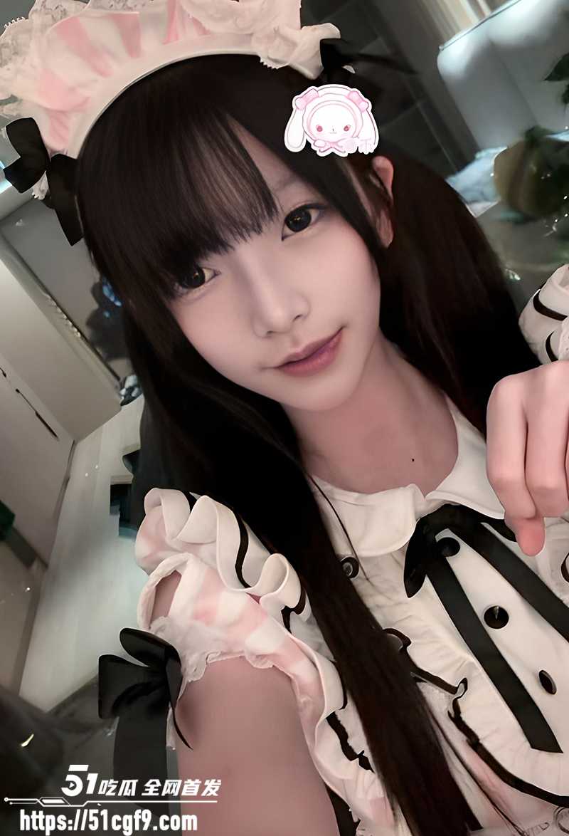 淫荡精神小妹金币崽不雅视频曝光 1 拷贝