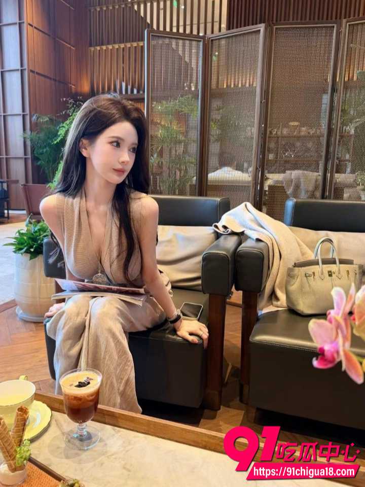 老牌极品身材网红孔思雅性感写真啪啪福利3