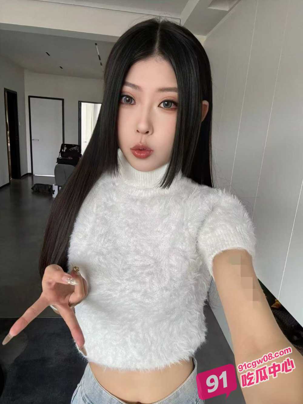河南女大学生 万梦瑶 自慰视频流出 23岁少女性欲旺盛渴望被主人调教 配图3