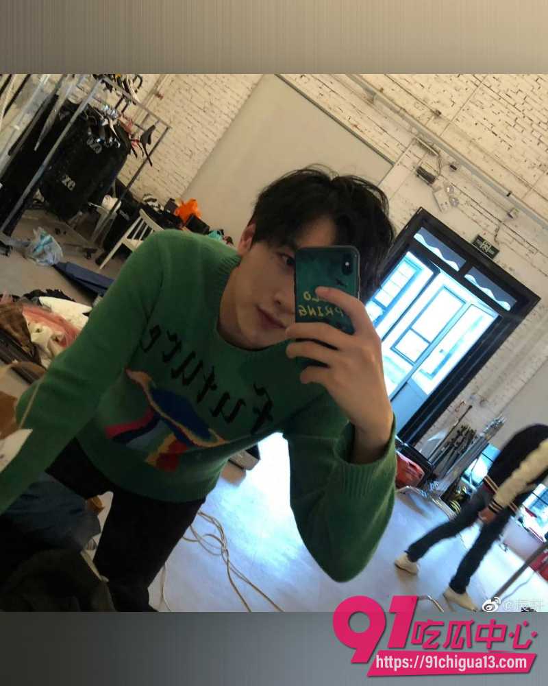 男演员展轩黑料 41 男演员展轩黑料 41