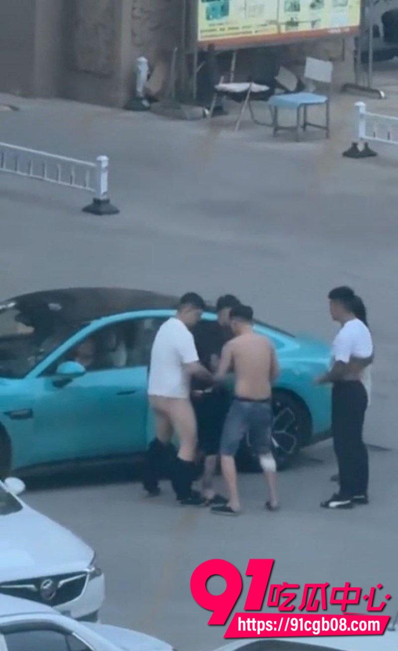 东营蓝色小米SU7男同野战完整版5