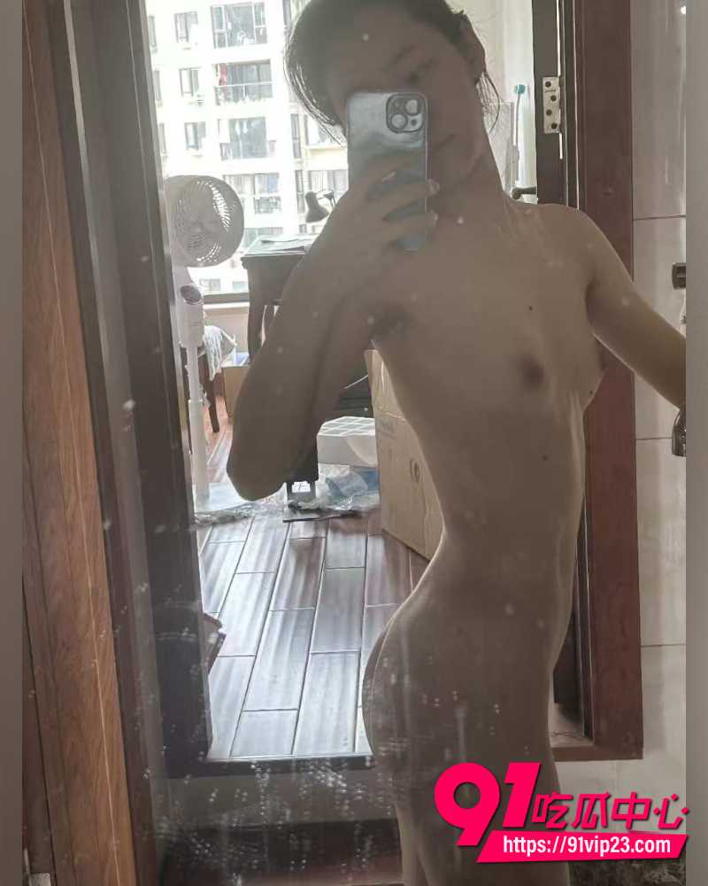 重庆母狗宋琪 29 重庆母狗宋琪 29