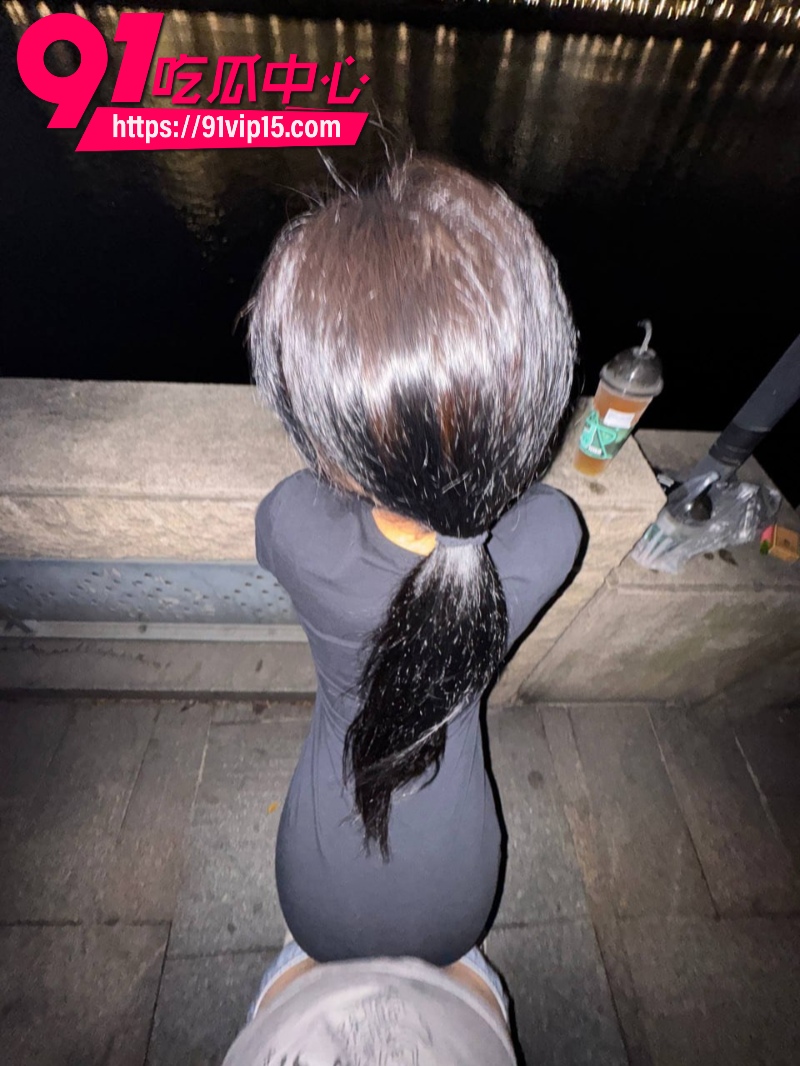 巨乳精神小妹被男友背刺曝光大量性爱自拍18