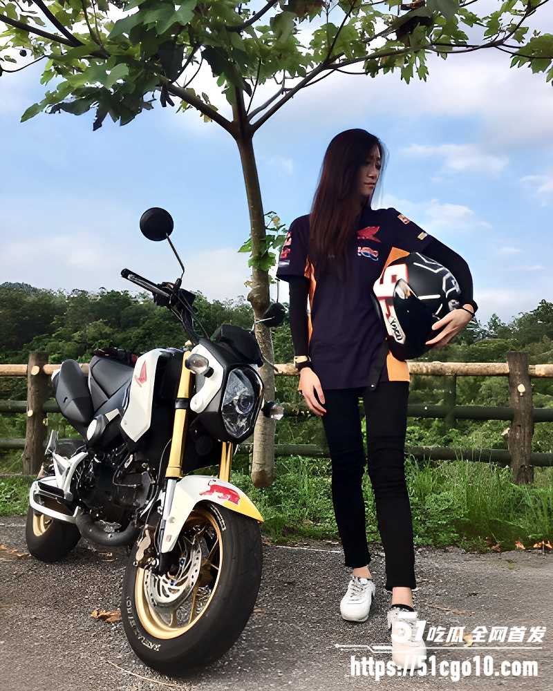 台湾机车女神居家性爱自拍 1 台湾机车女神居家性爱自拍 1