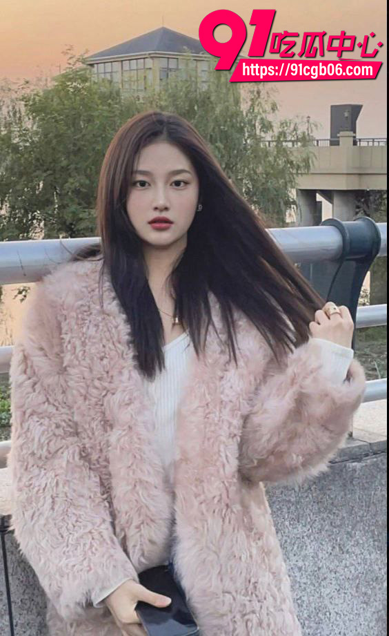 河南郑州大学 李诗瑶 被包工头金主包养1 河南郑州大学 李诗瑶 被包工头金主包养1