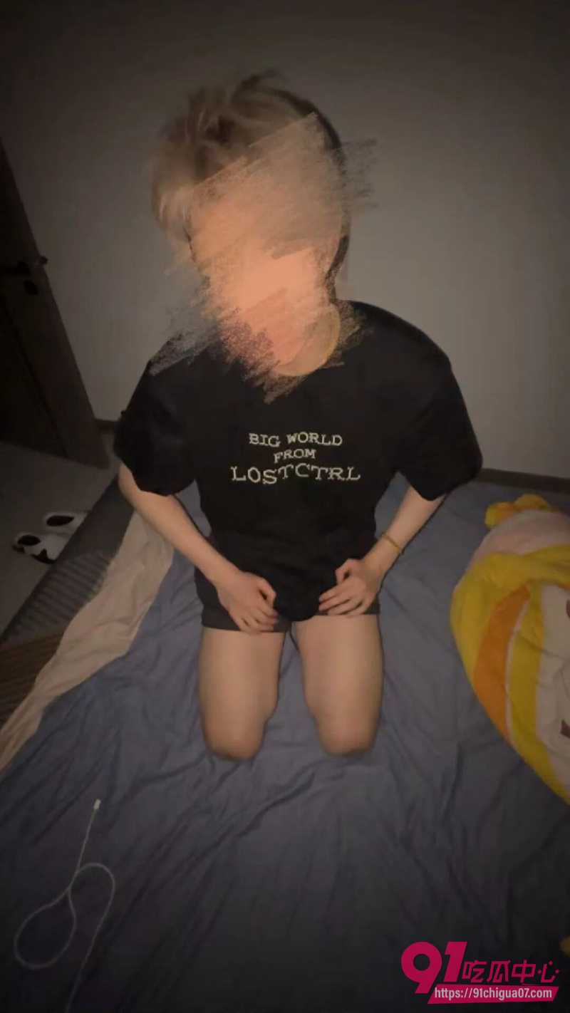 男主一天 出轨拔丝光年23