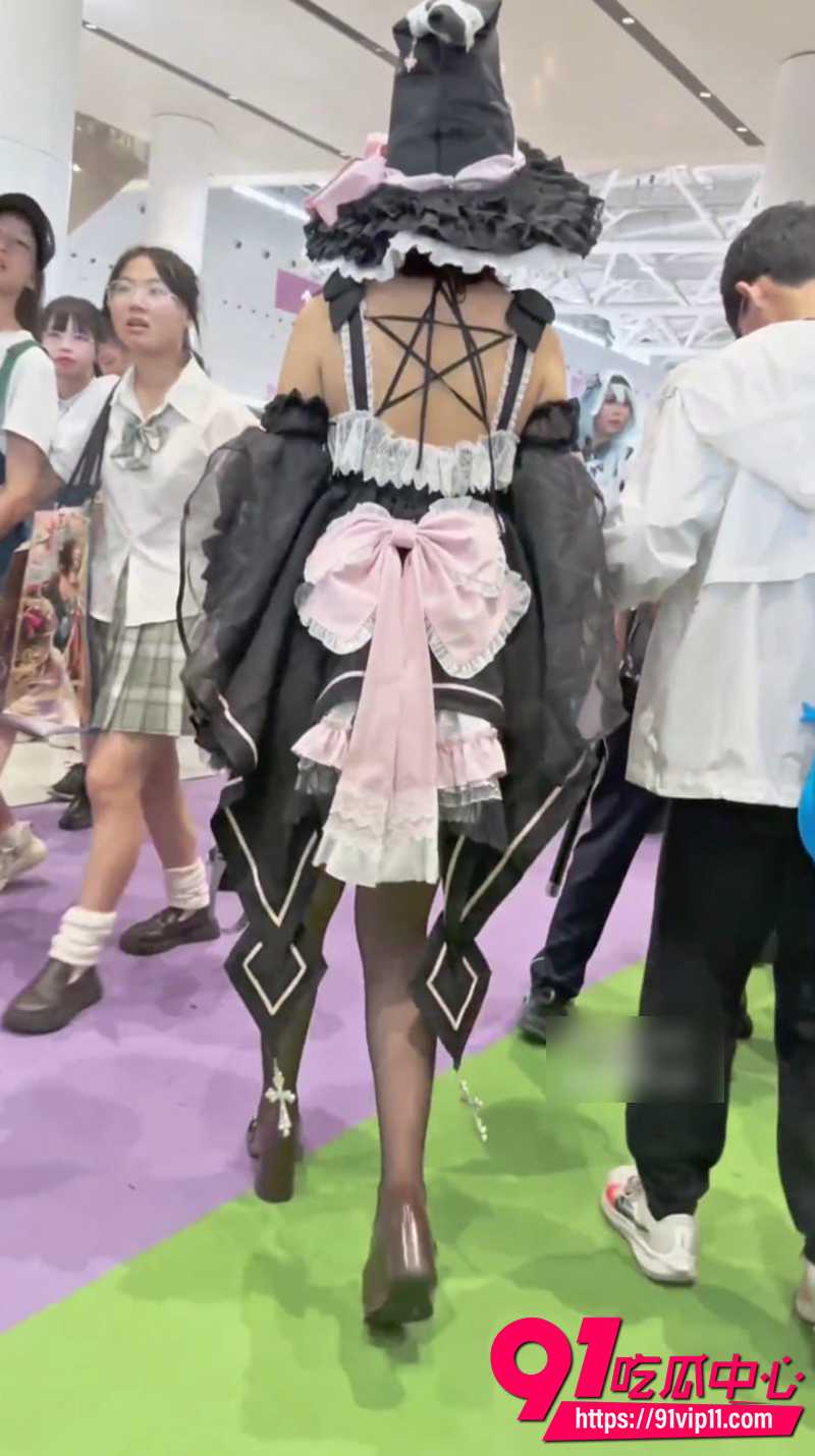 漫展抄底视频 2