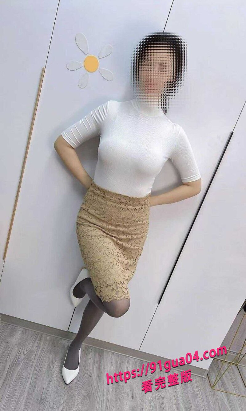 妻子诱惑年轻的儿子01 妻子诱惑年轻的儿子01