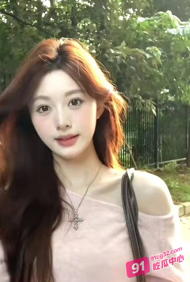 同学会出轨实录！清纯女神明里䌷同学会偷情前男友 在现男友家里疯狂做爱！