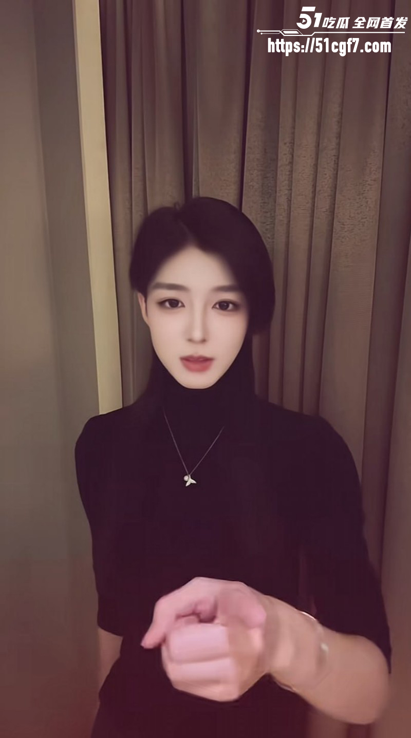 台球女神王思诺3P视频04 台球女神王思诺3P视频04