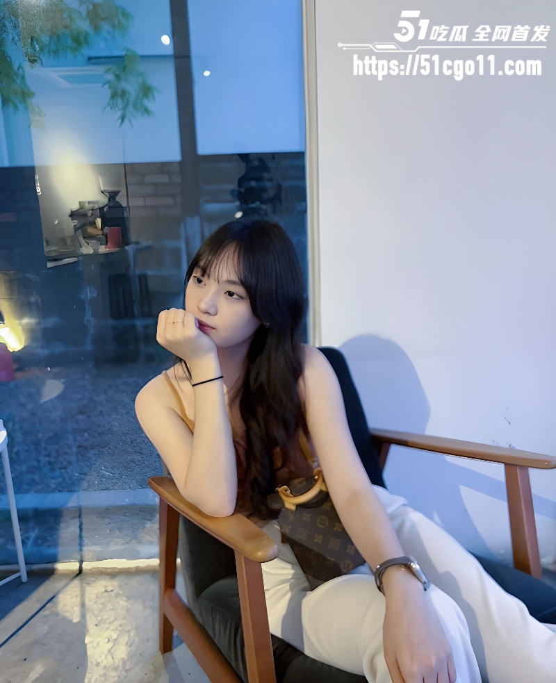 高颜值学生妹颖恩 3 高颜值学生妹颖恩 3