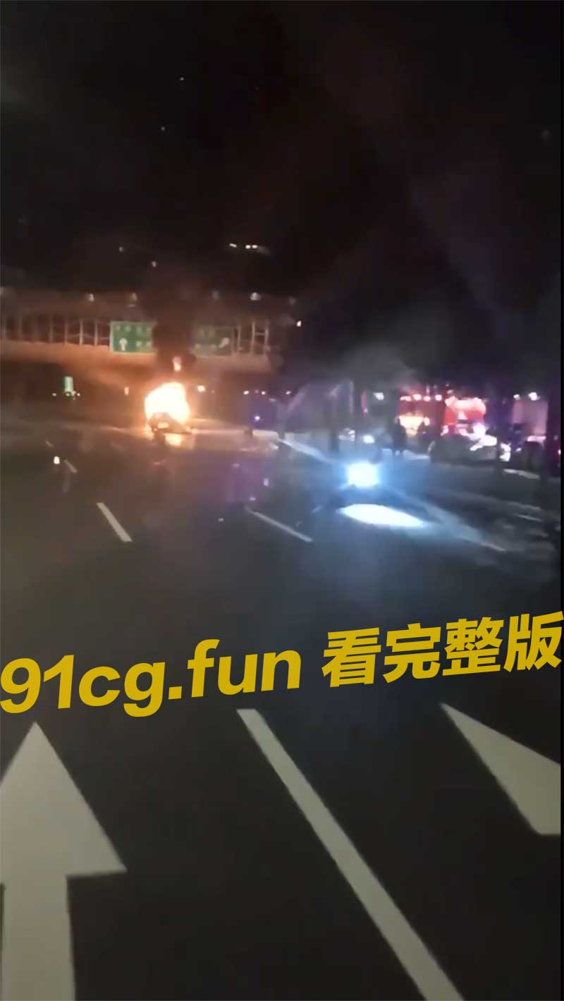 比亚迪4