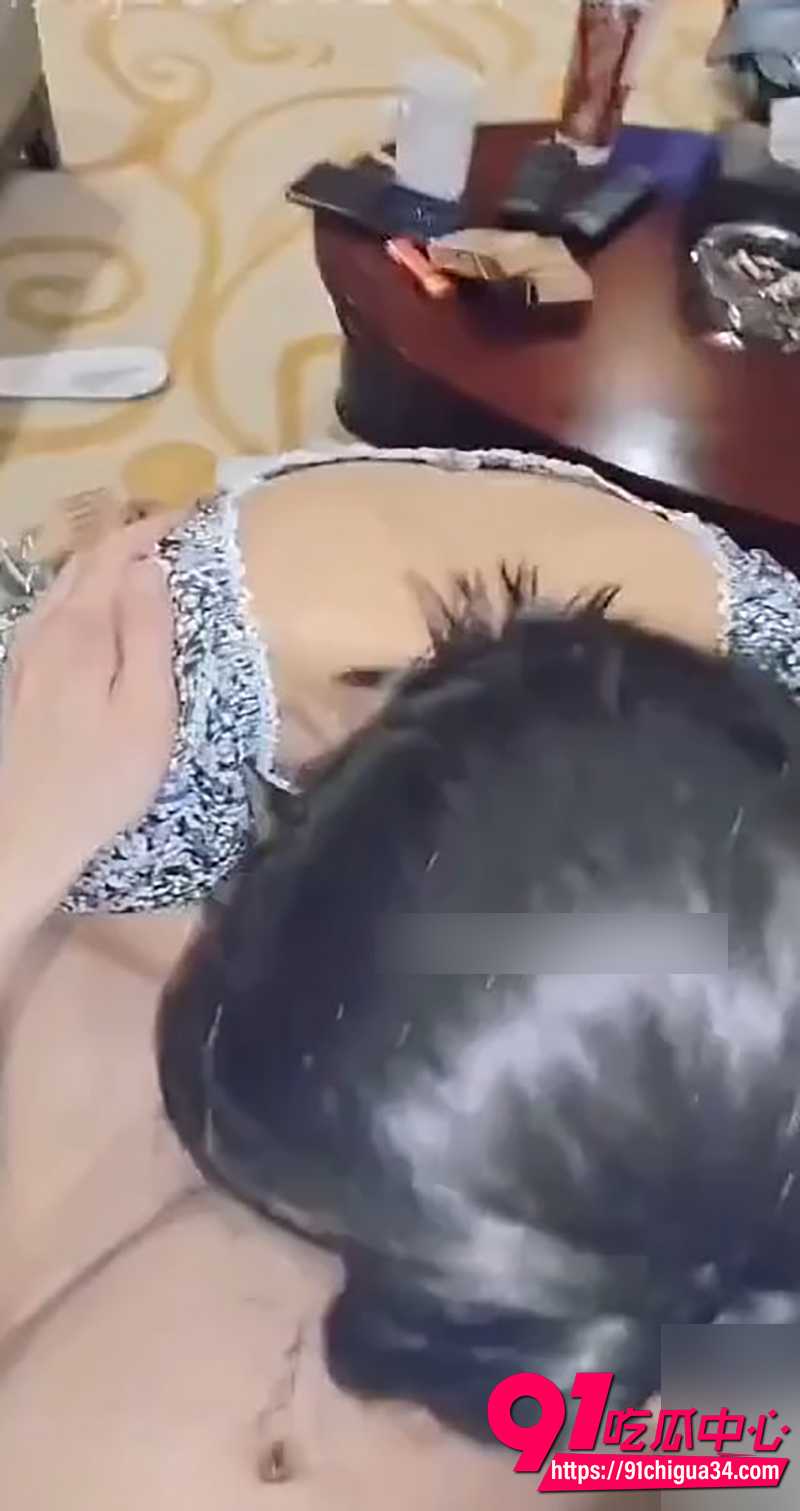 海角大神勾人俏妈妈 2