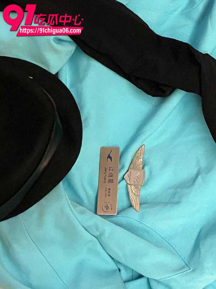 高颜值空姐从飞机女神沦为床上淫骚母狗5 高颜值空姐从飞机女神沦为床上淫骚母狗5