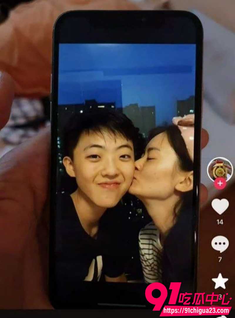 广州花都区新华中学女教师陈莉莉 2