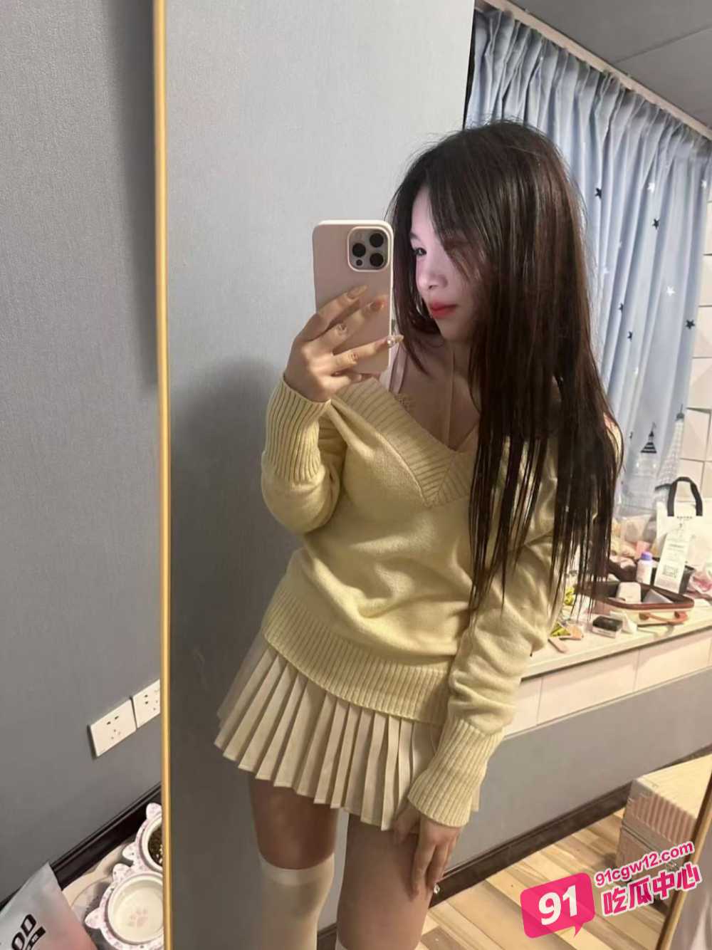 南京大学清纯学妹钱佳琪被男友慢慢调教成骚货自拍过程 被劈腿的渣男爆出！ 配图3