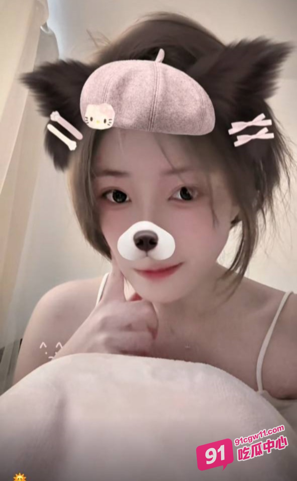 轰动全网的柳州莫菁与男友艳照门泄密事件 如此网红怎能不爱？ 配图3
