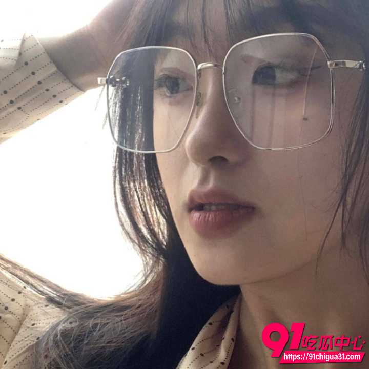 SMMSMM眼镜娘淫妻反差合集5 SMMSMM眼镜娘淫妻反差合集5