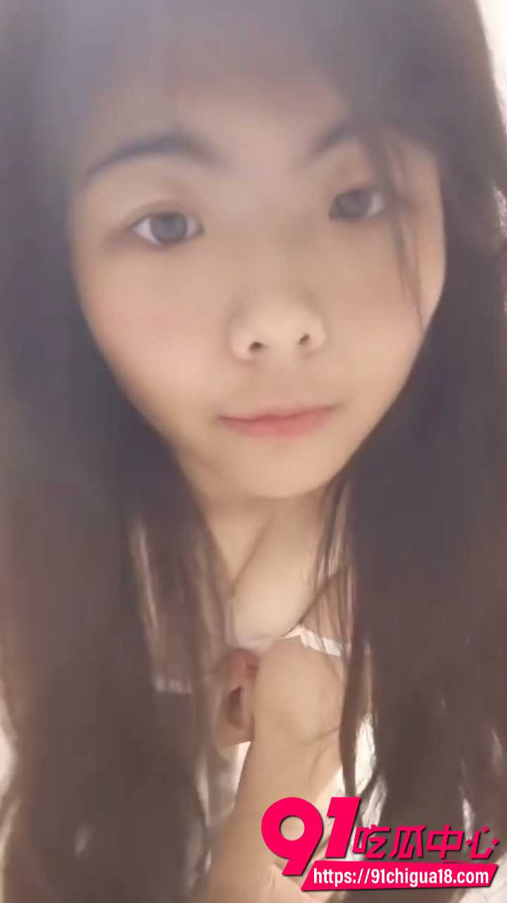 伊犁师大田祎宸宿舍自慰被操视频疯传2