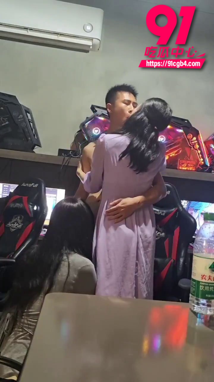 网吧口交 6