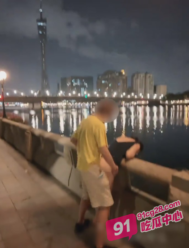 绿帽界天花板 宇宙的琴弦广州小蛮腰野战 让单男爆操老婆！