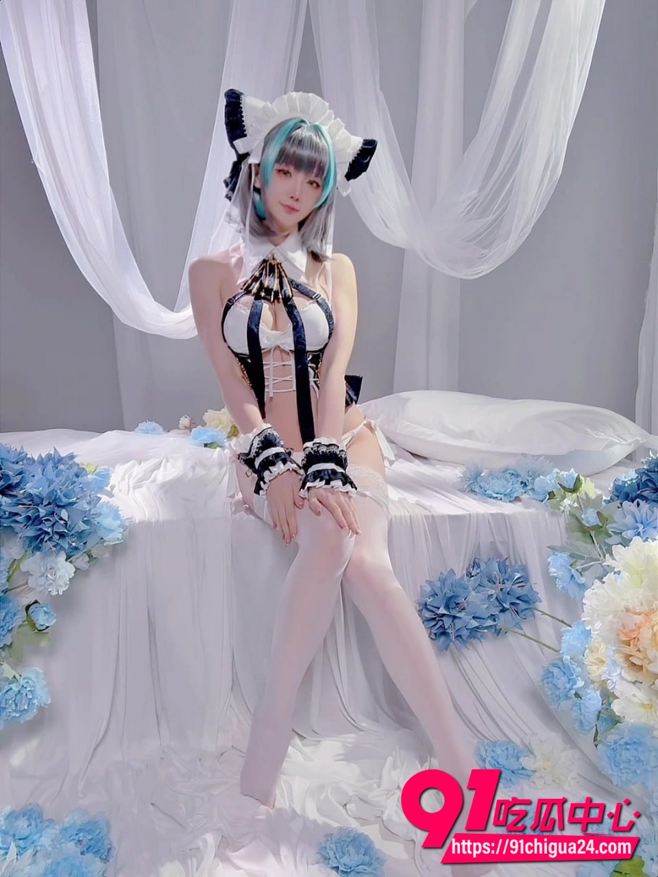 福利姬星之迟迟COS柴郡花嫁性感写真 白丝玉腿巨乳肥臀喷火福利！