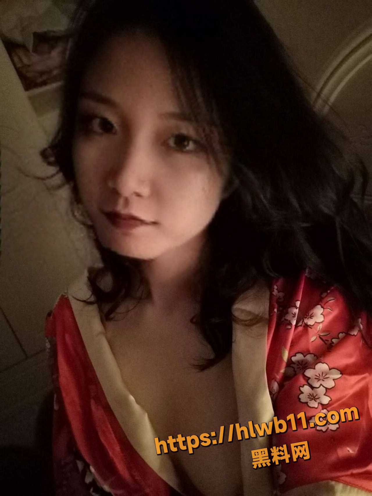 操美女学生会会长 性交最大的快感就是射精前一刹那！ 配图