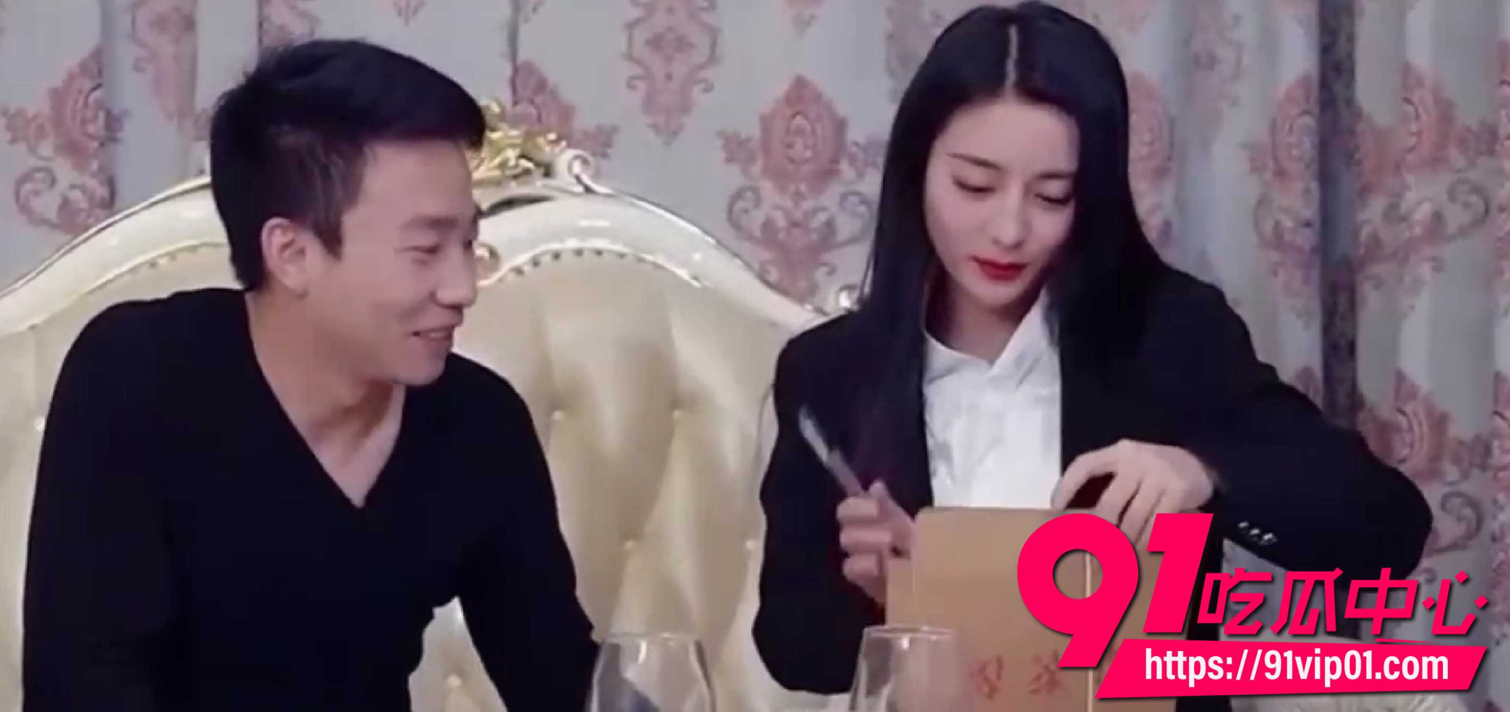 迪丽热巴保险销售的日常  6