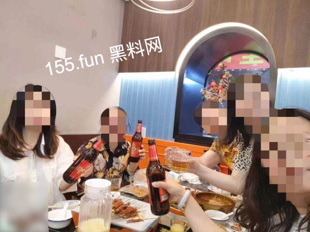 【原创首发】(1)⼩姨⼦的离异,激发了我对占有她的渴望… 7p 配图