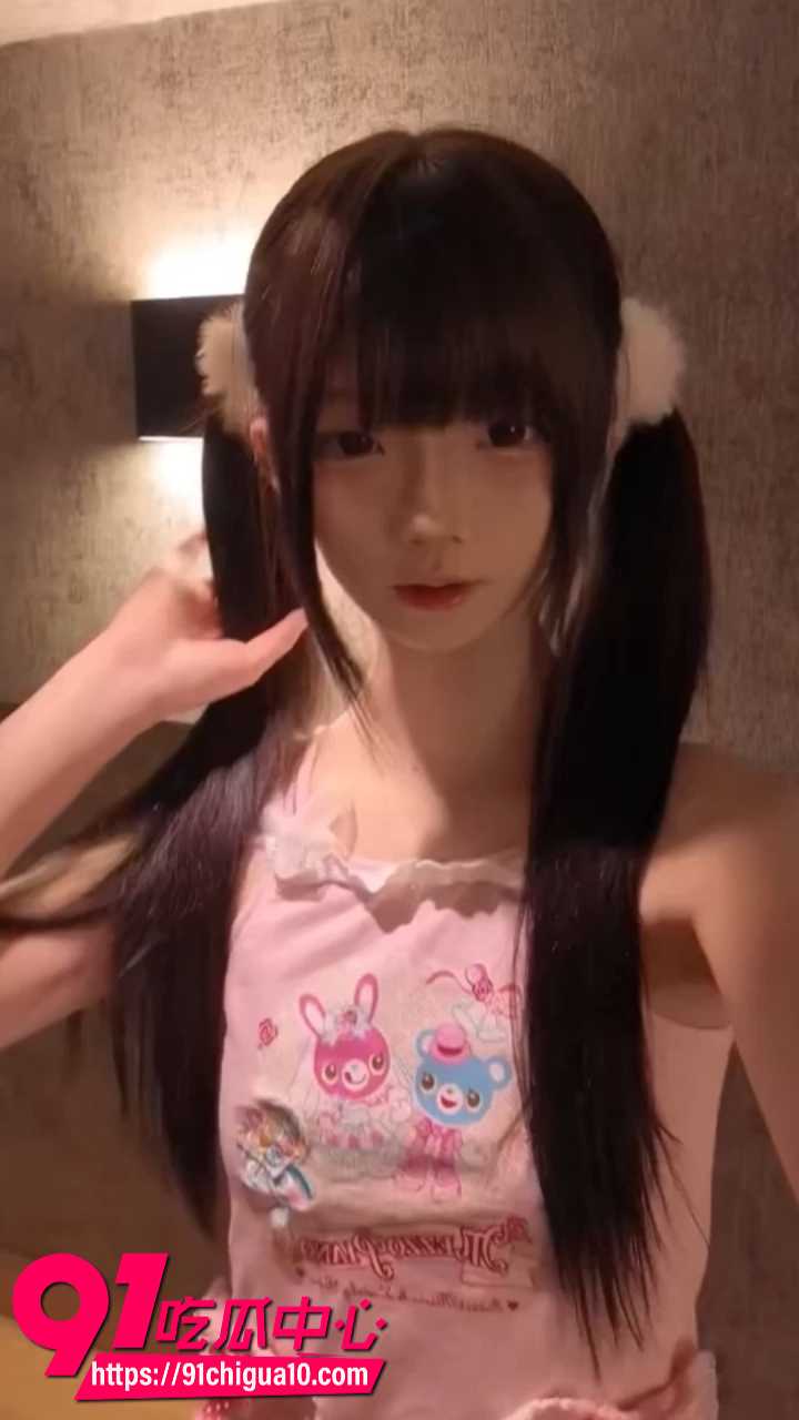 极品双马尾萝莉口口犬被拽头发后入狂操2 极品双马尾萝莉口口犬被拽头发后入狂操2
