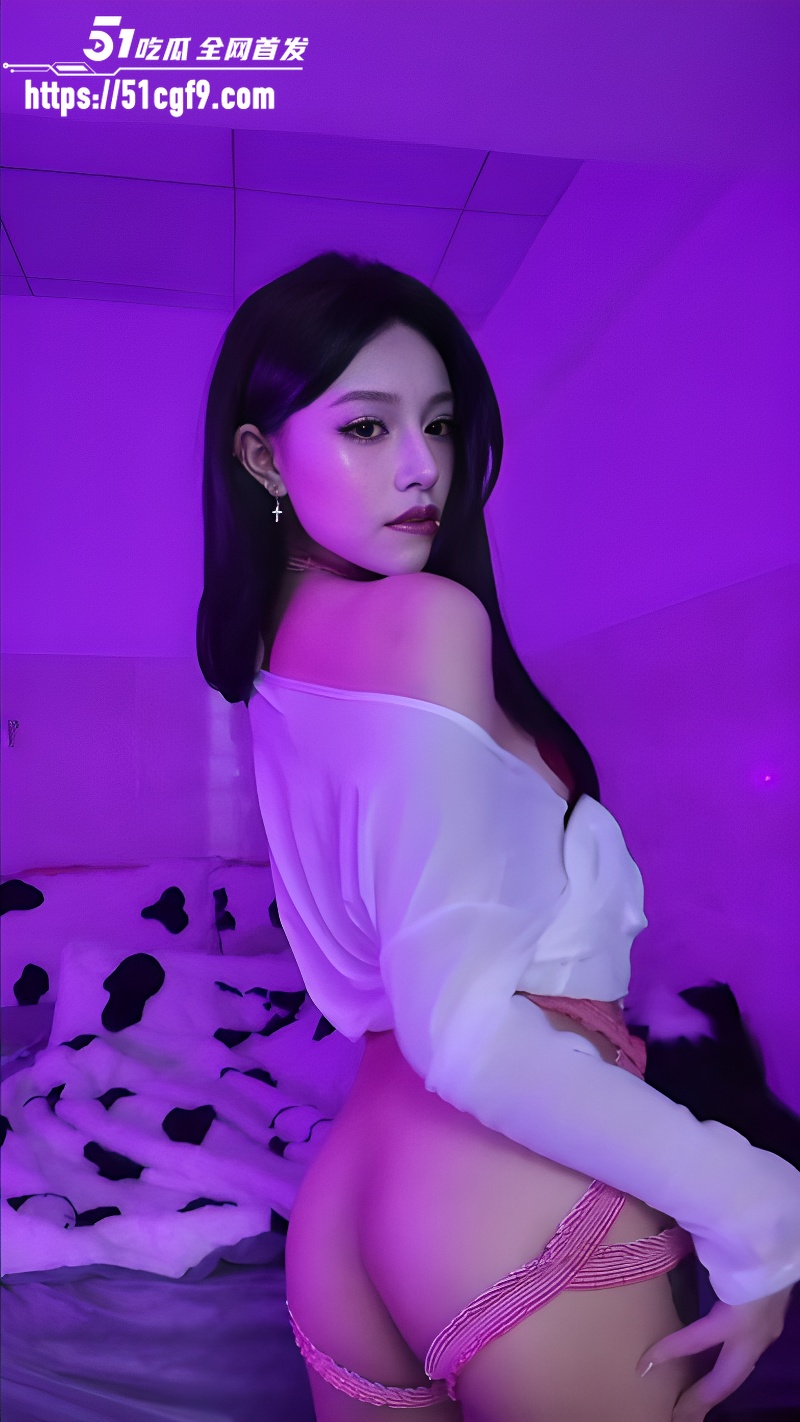 短发舌环妹 性爱视频 1