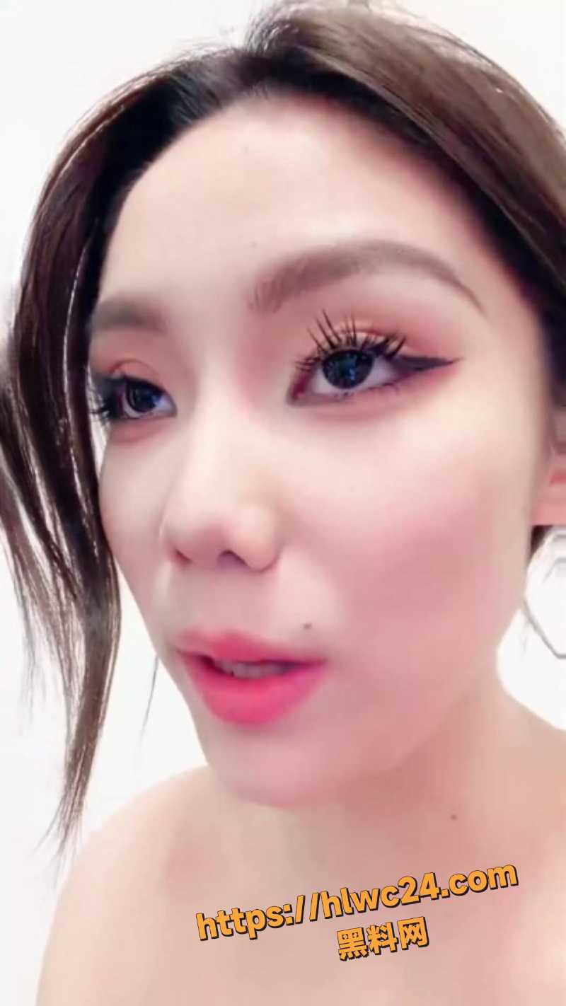 国产JK黑丝女大 被壮汉强行破门 口交爆菊