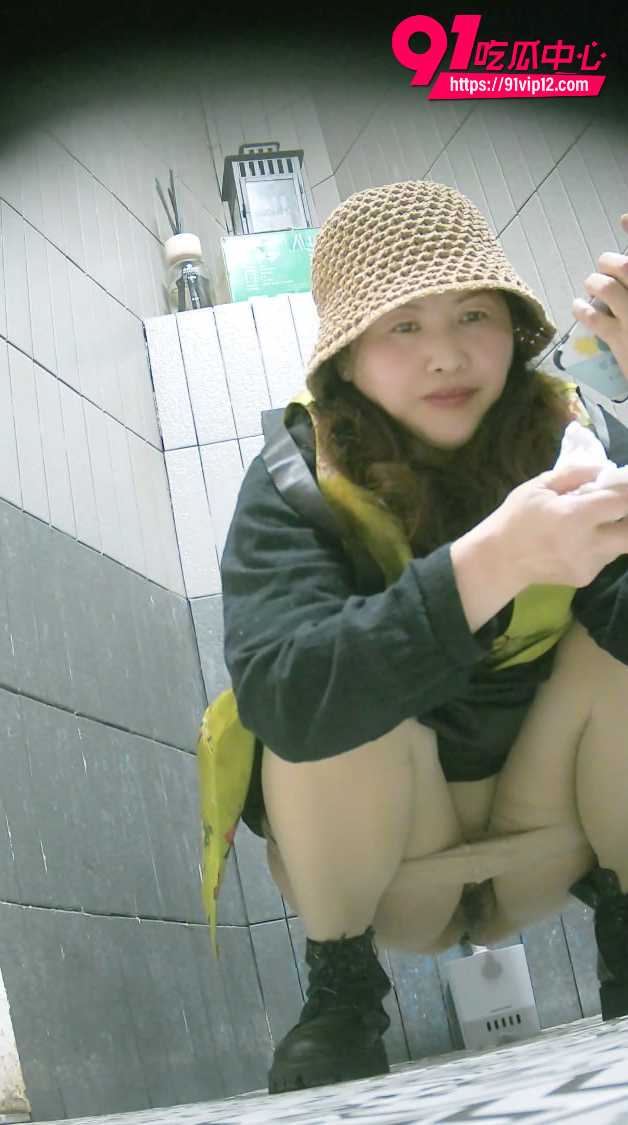 真实偷拍女公厕6