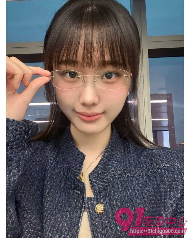 瓜友投稿 网调小红书母狗 微信骚几句逼水泛滥 听话揉奶抠逼自慰 网调聊天记录及视频曝光!