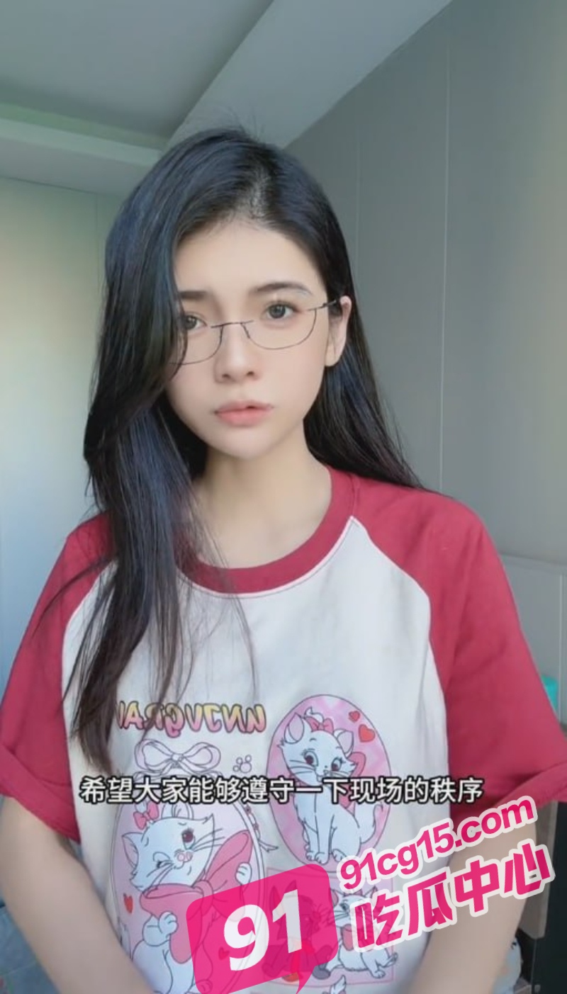 3_W_800px.jpg