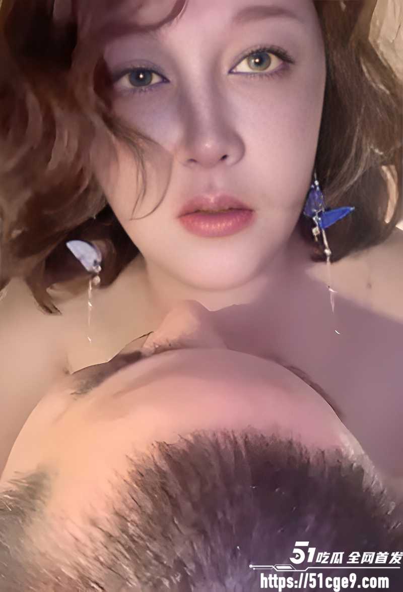 极品少妇林怡彤露脸自拍流出 3 拷贝 极品少妇林怡彤露脸自拍流出 3 拷贝
