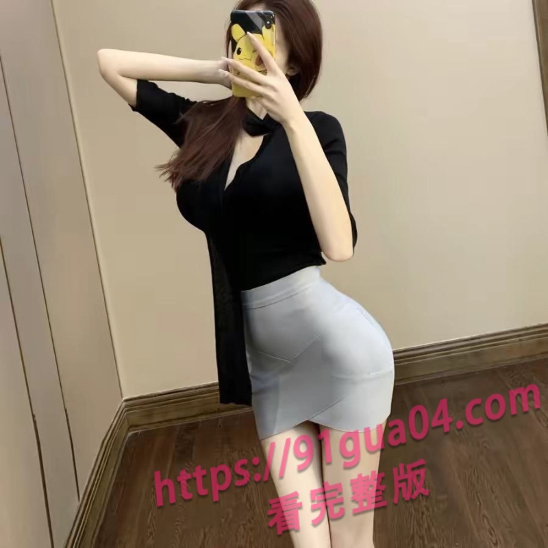 高颜值网红莉莉安er一对一直播外流 互动尺度超出想象 配图2
