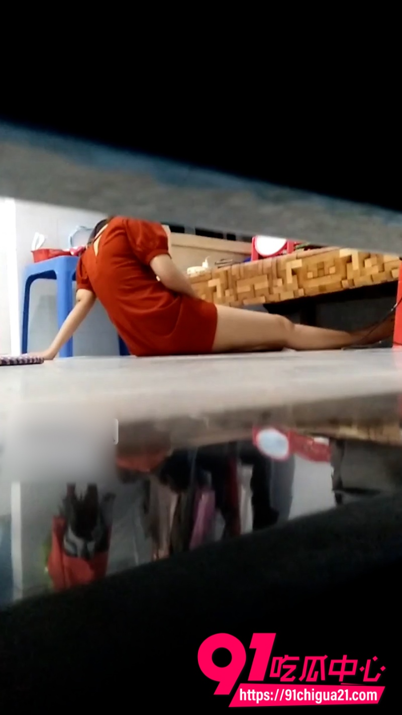 大神厕拍美女自9