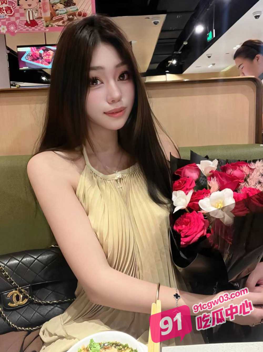 浙江农林大学孙美美社团活动后酒醉与学长开房 白丝美女被深喉爆操！