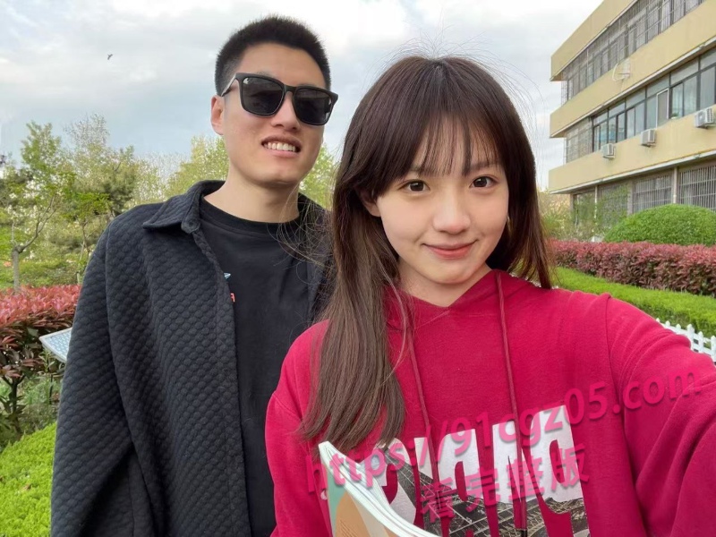 青岛985高校研究生‌张桐雨却只是别人的3号性奴并育有一女 大量黑料流出~