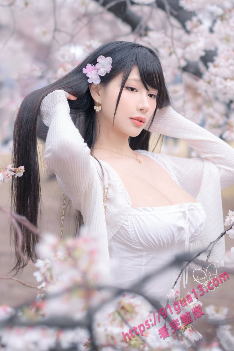 微密圈模特雨波_HaneAme专辑!雨樱下的约定 丰满御姐胸怀深不见底~ 配图15