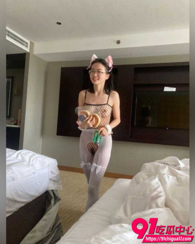 江苏海洋大学眼镜妹刘璐 4 江苏海洋大学眼镜妹刘璐 4