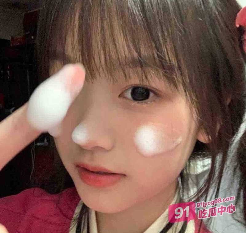 湖南株洲学生妹张双艺 可爱少女公交车口交事件完整版视频泄密！ 配图4