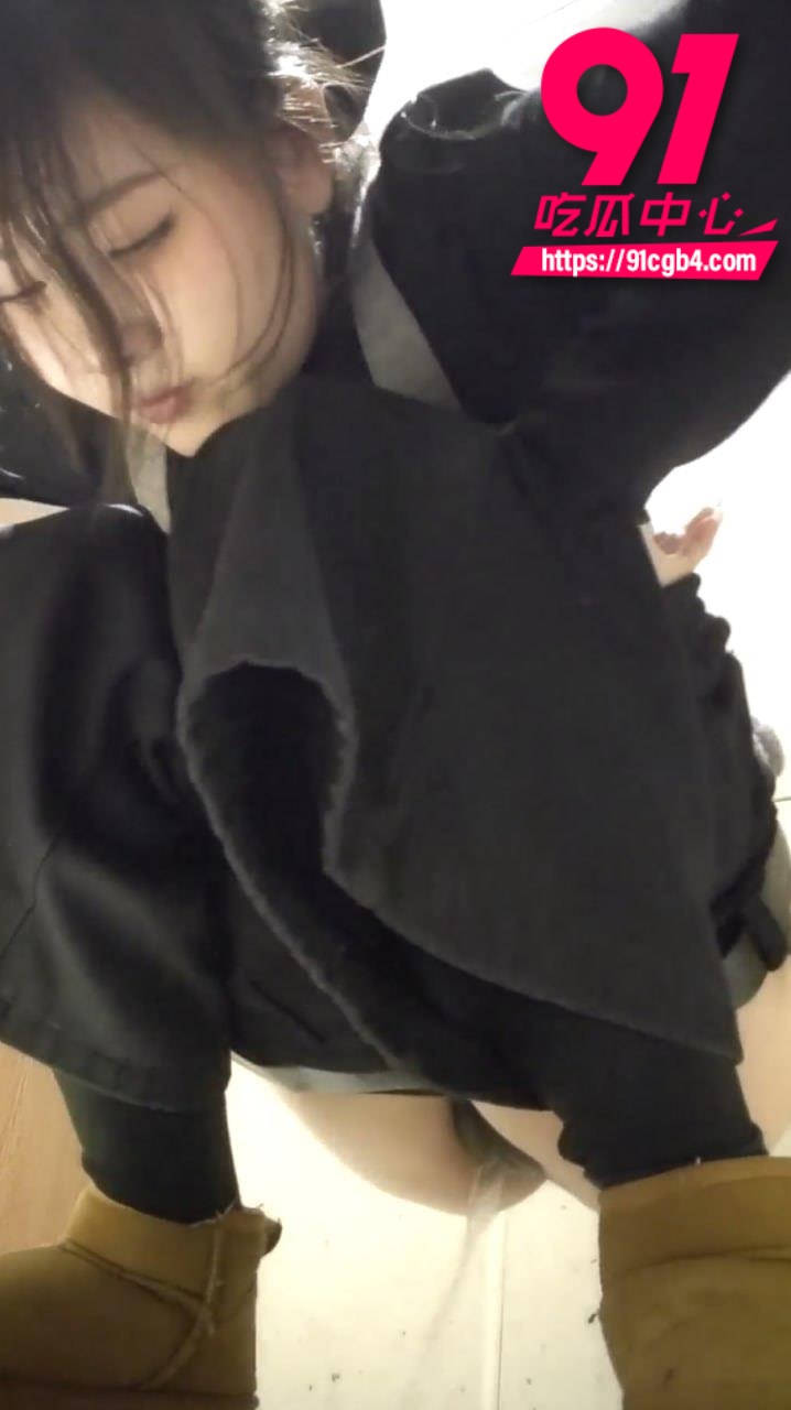 厕所偷拍 4